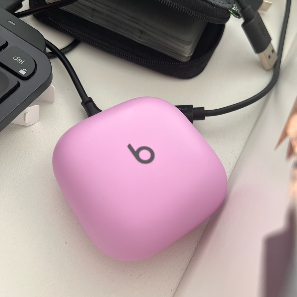Beats Fit Pro - AppleCare until March 2024 - Picture 2 of 7